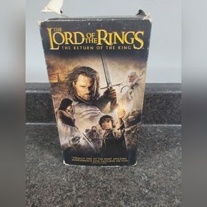 The Lord of the Rings: The Return of the King VHS 2 Tapes